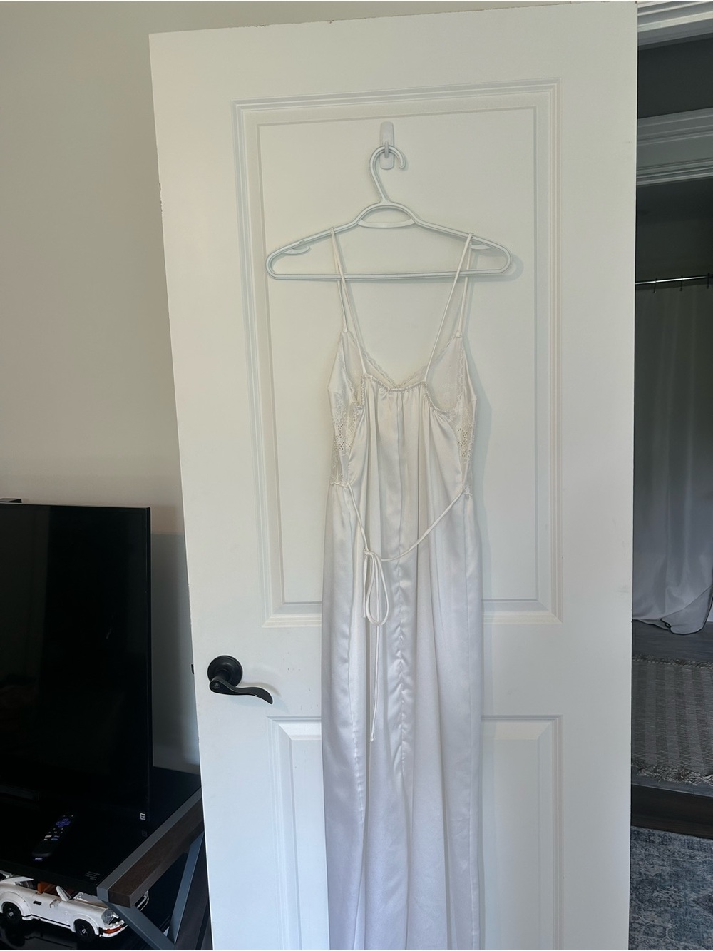 Dior Ivory Lace Slip Dress with Satin Ribbon - Picture 3 of 9
